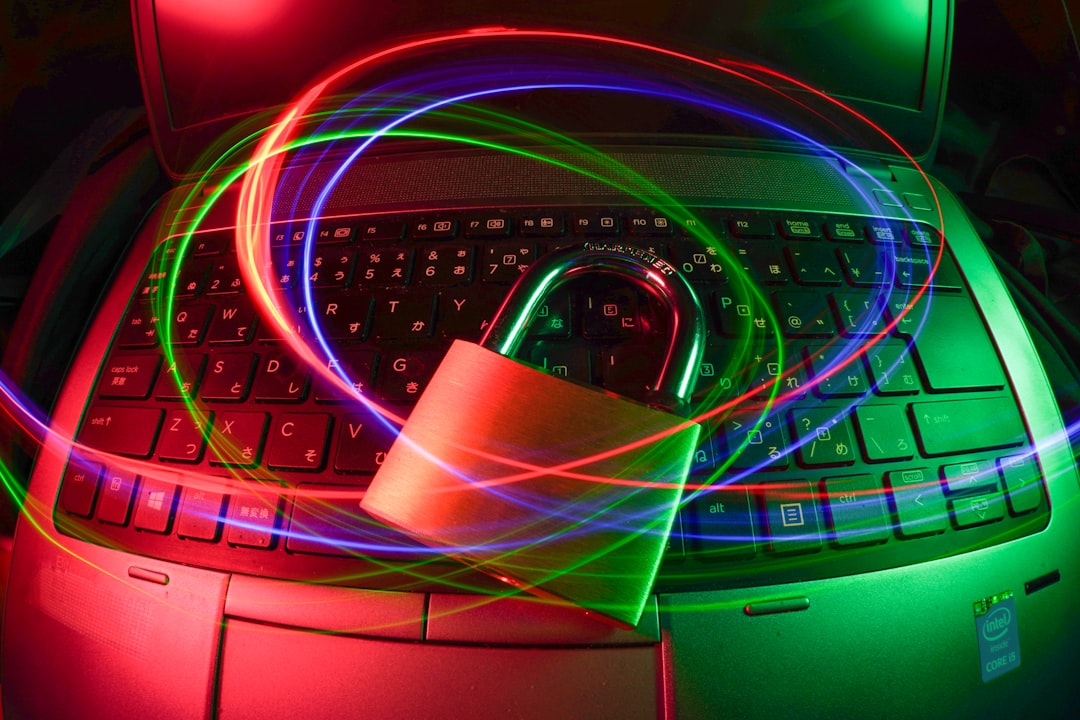 Meta search engine acting as a privacy shield for user data